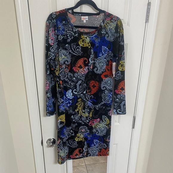 NWT - LulaRoe Debbie Long Sleeve Dress (M) - Picture 1 of 6